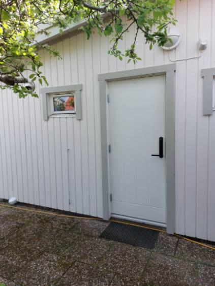 Lugnt Och Centralt Strömstad Exteriör bild
